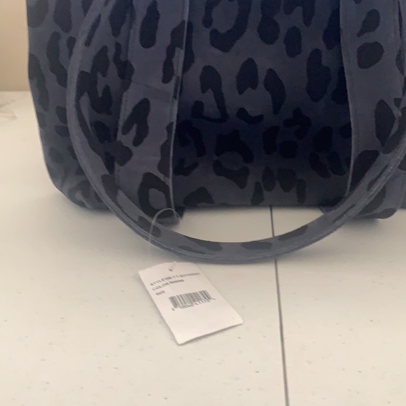 CLARE V. PETIT COUSIN IN MARINE PABLO CAT TOTE BAG - Picture 10 of 11